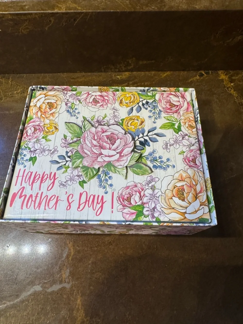 New Set of 3 Nesting gift boxes w/Happy Mother’s Day design 3 different sizes